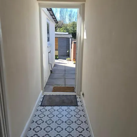 Accomadation Wrexham Esterno foto