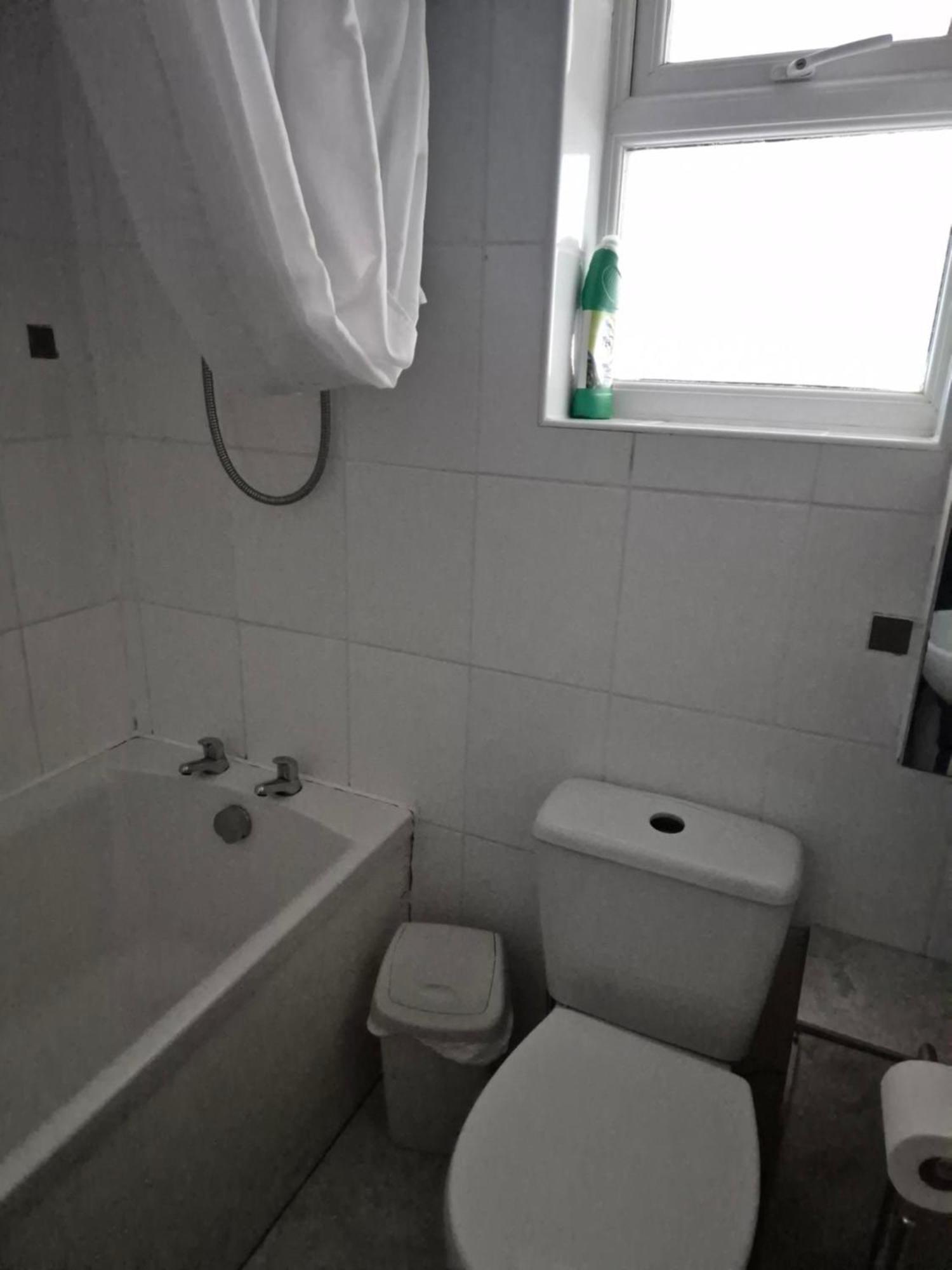 Accomadation * Wrexham